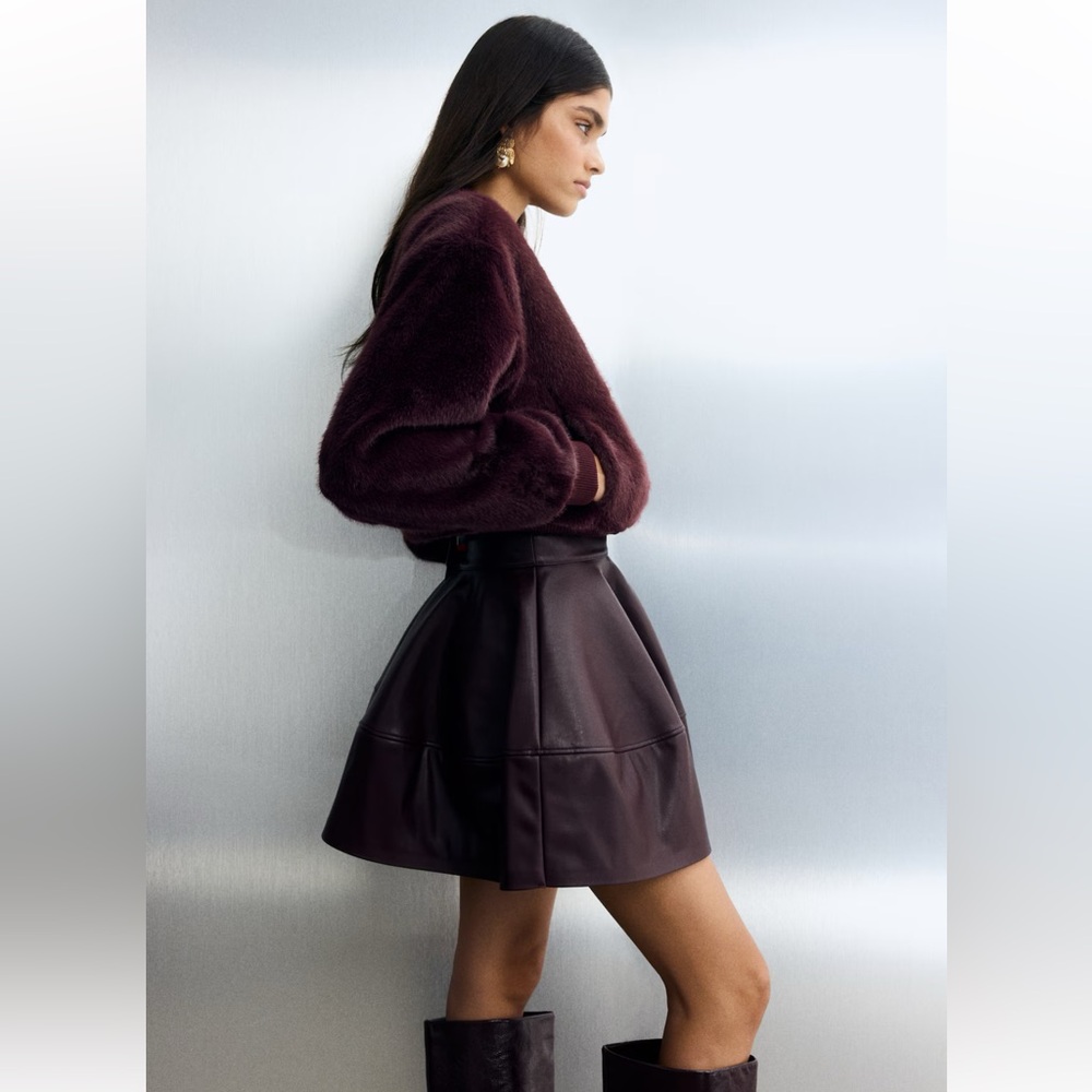 New H&M Reversable Faux Fur Bomber Jacket - Deep Burgundy - Picture 3 of 7
